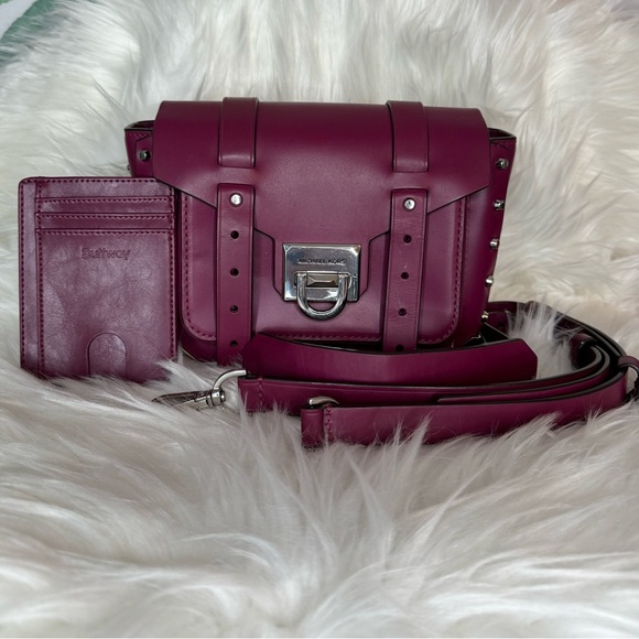 Michael Kors EUC Manhattan Garnet Leather Satchel Comfort Crossbody Strap - Picture 8 of 15